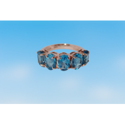 Gold ring with topazes