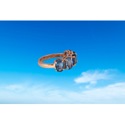 Gold ring with topazes