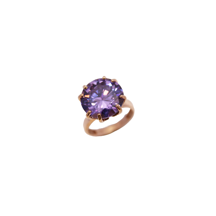 Gold ring with synthetic amethyst