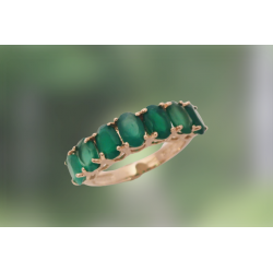 Gold ring with green onyx