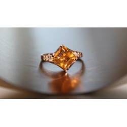 Gold ring with Golden Lemon