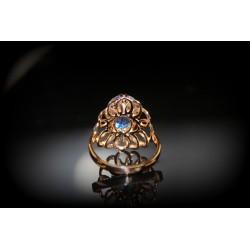 Gold ring with mystic quartz