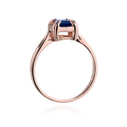 Gold ring with sapphire and diamonds